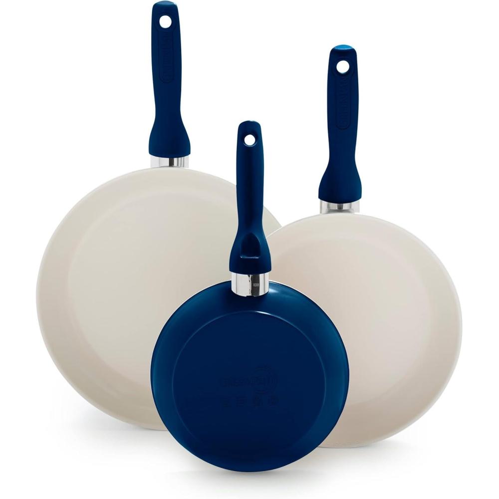 GreenPan Rio Hard Anodized Healthy Ceramic Nonstick, 7″ 9.5″ and 11″ 3 Piece Frying Pan Skillet Set, Soft Grip Handle, PFAS-Free, Dishwasher Safe, Oven Safe, Pink(Oxford Blue)